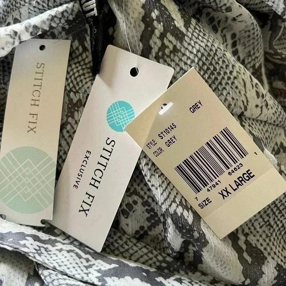 Kut From The Kloth Women’s Snake Print Sinclair Gray White Blouse Size XL - Picture 10 of 14